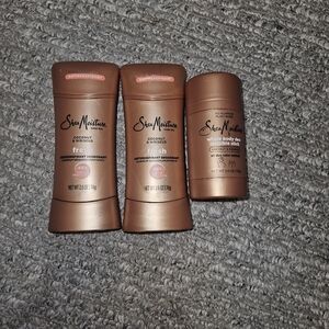 SheaMoisture Coconut & Hibiscus Deodorant Trio